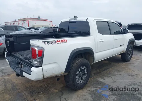 2022 Toyota Tacoma Trd Off Road z USA, uszkodzony, nr VIN 3TMCZ5AN9NM504786